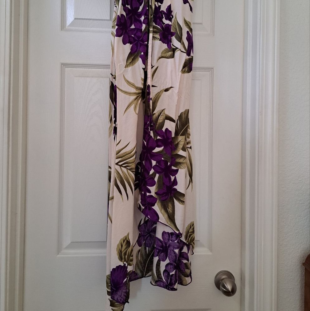 Strapless Purple and Cream Dress with Elegant Design